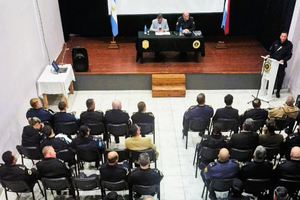 reunion policia er