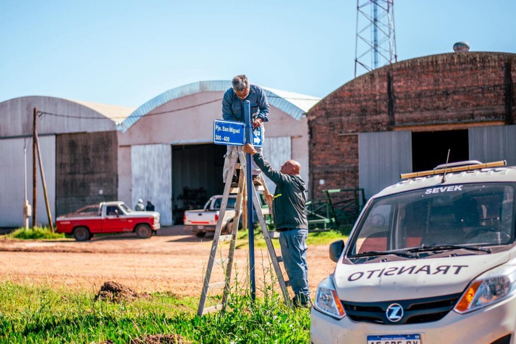 carteles nomencladores