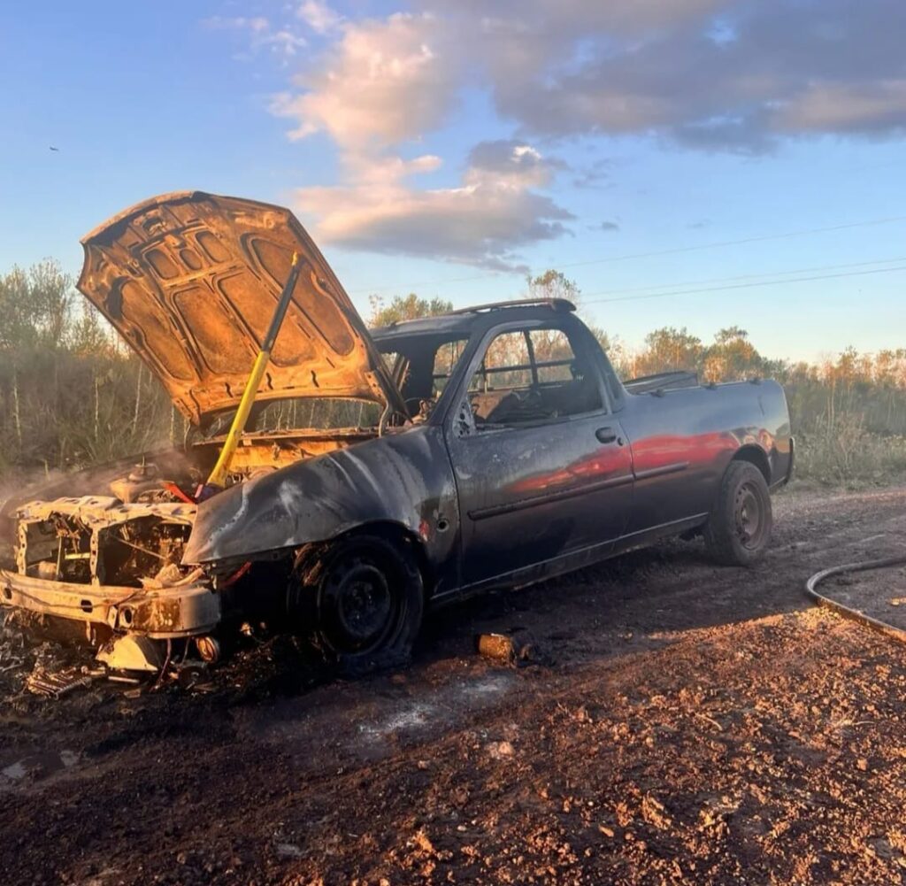 camioneta incendiada