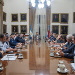 En gabinete, Frigerio monitoreó la ayuda de la provincia a las ciudades afectadas por el temporal