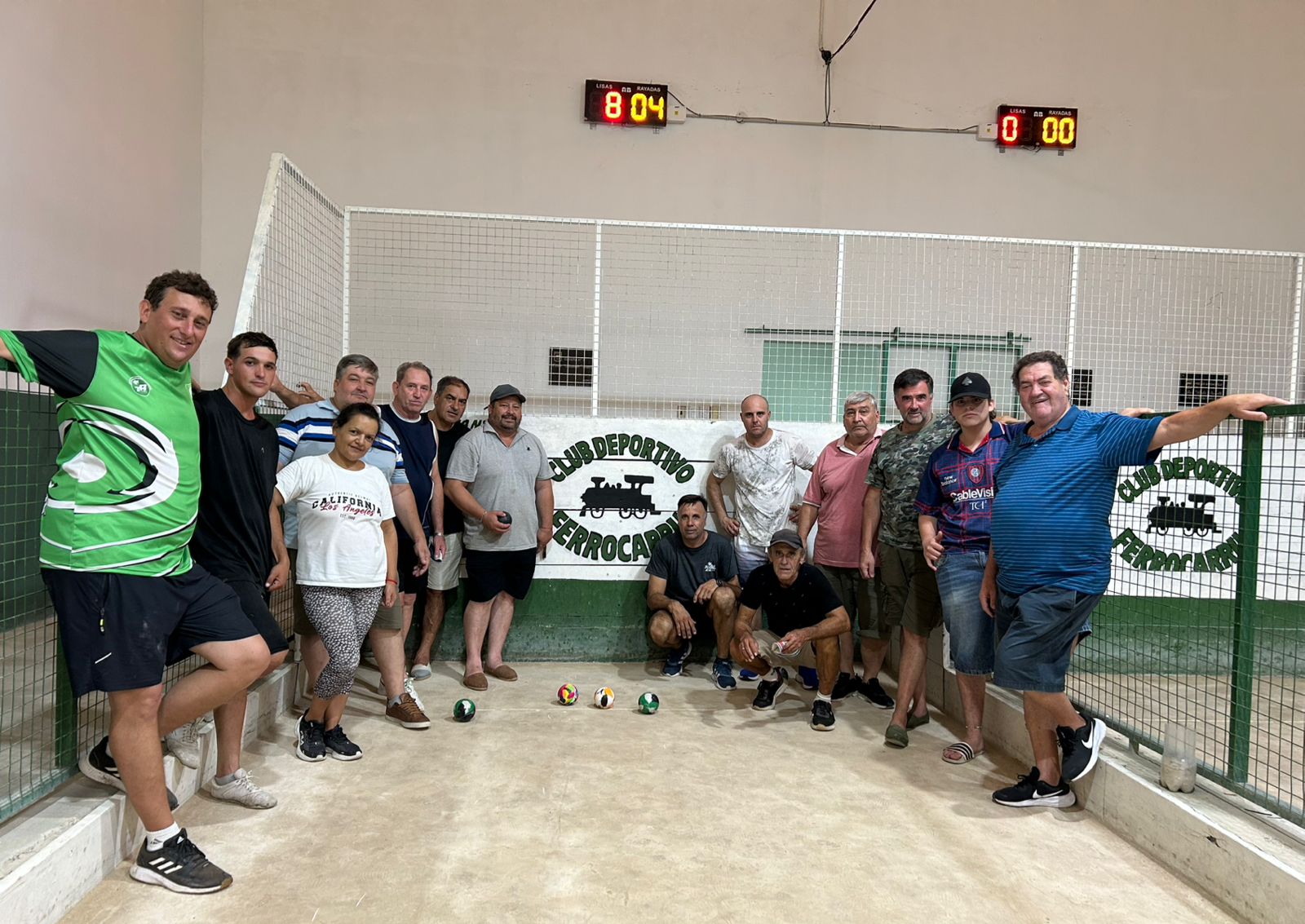Ferro presentó la subcomisión de bochas