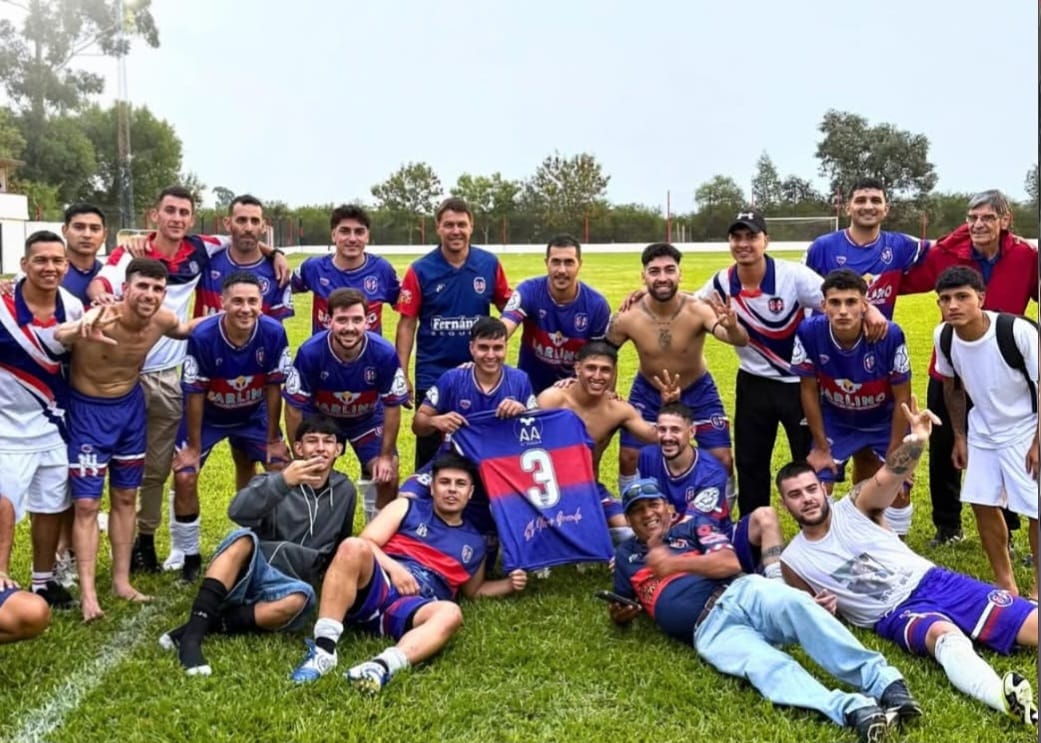 Unión ganó, gustó y goleó en su estreno como local en la Liga de Colón