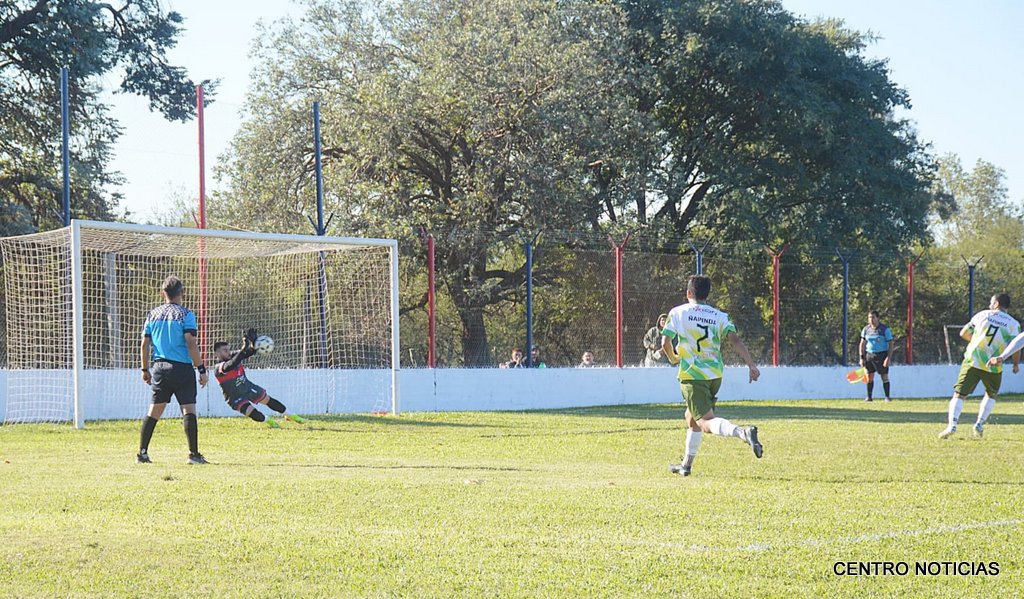 Steingart ataja penal a Ñapinda