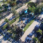 Con la promesa de los alumnos de 4° grado y una histórica ceremonia, San Salvador celebró el Día de la Bandera