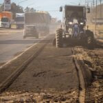Avanzan los trabajos de mejora en las banquinas de la Ruta Nacional N° 18