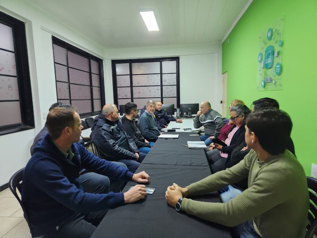 Defensa Civil reunion