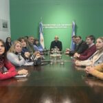 El gobierno presentó una propuesta salarial a los gremios estatales y la paritaria pasó a cuarto intermedio