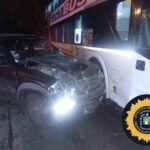 Choque entre una camioneta y un colectivo en Villaguay: La falla de frenos habría desencadenado el accidente